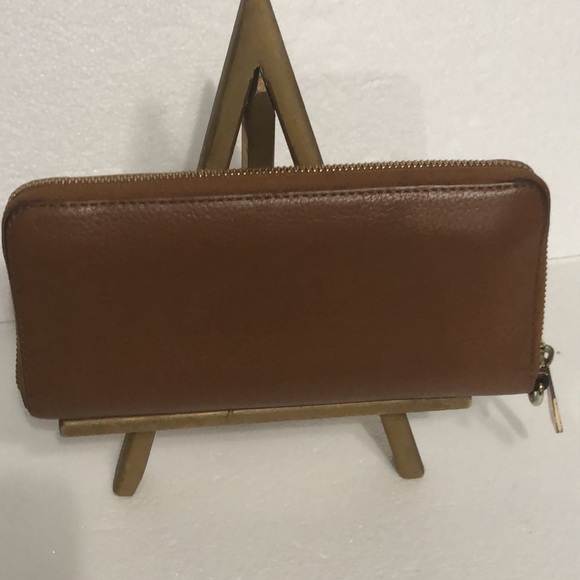 Michael Kors Leather Zip Wallet - Picture 4 of 7